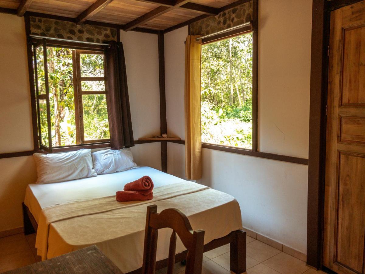 Uvita River Guesthouse Экстерьер фото