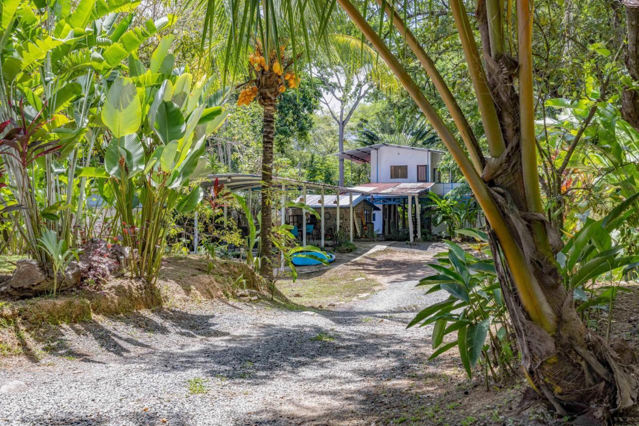 Uvita River Guesthouse Экстерьер фото