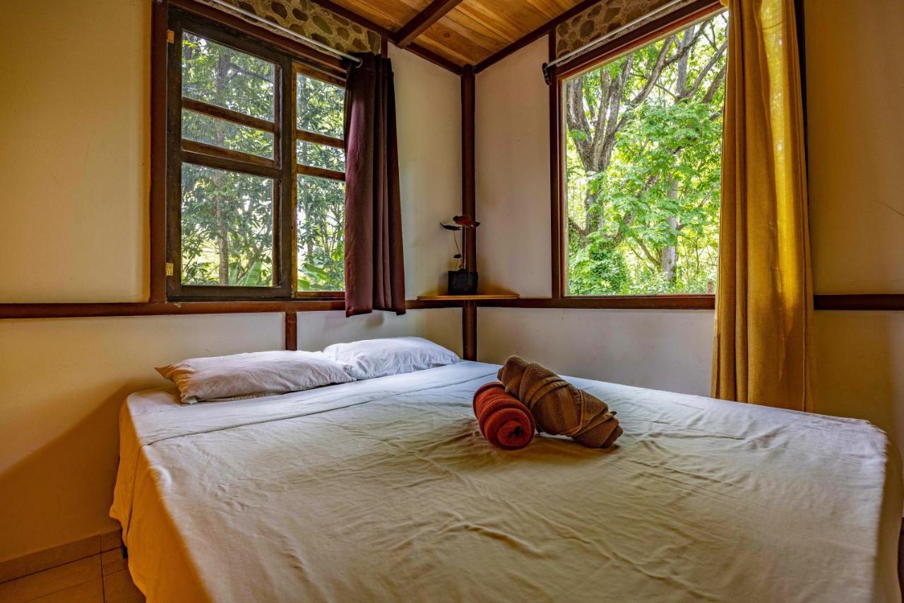 Uvita River Guesthouse Экстерьер фото
