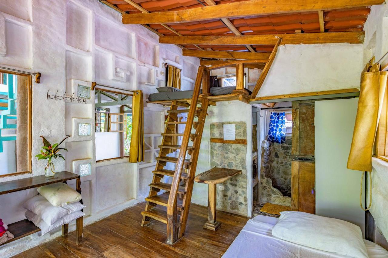 Uvita River Guesthouse Экстерьер фото